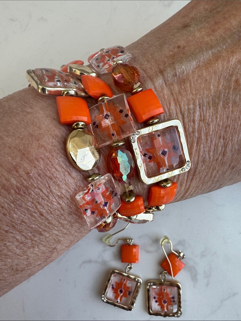 NWT Macy’s Orange & Gold Chunky individual Triple Strand Bracelet & Earrings Set
